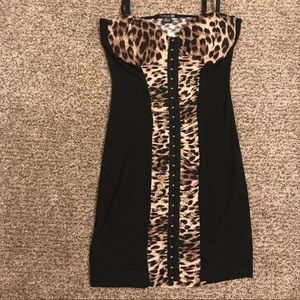 Leopard Detail Clasped Dress